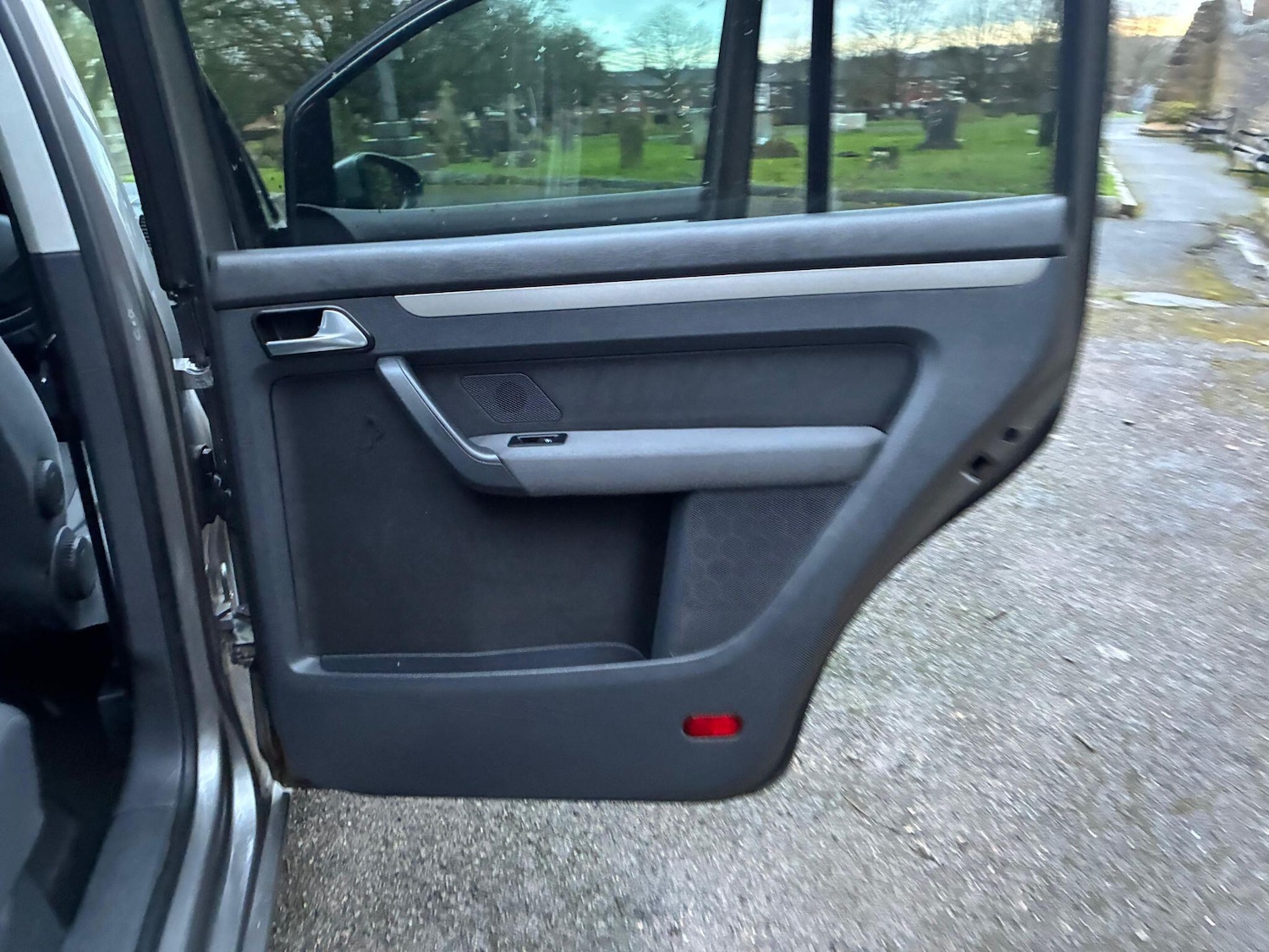 Used Volkswagen Touran for sale - 77625830: Photo 25