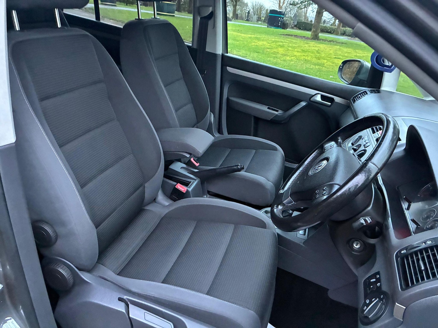 Used Volkswagen Touran for sale - 77625830: Photo 26