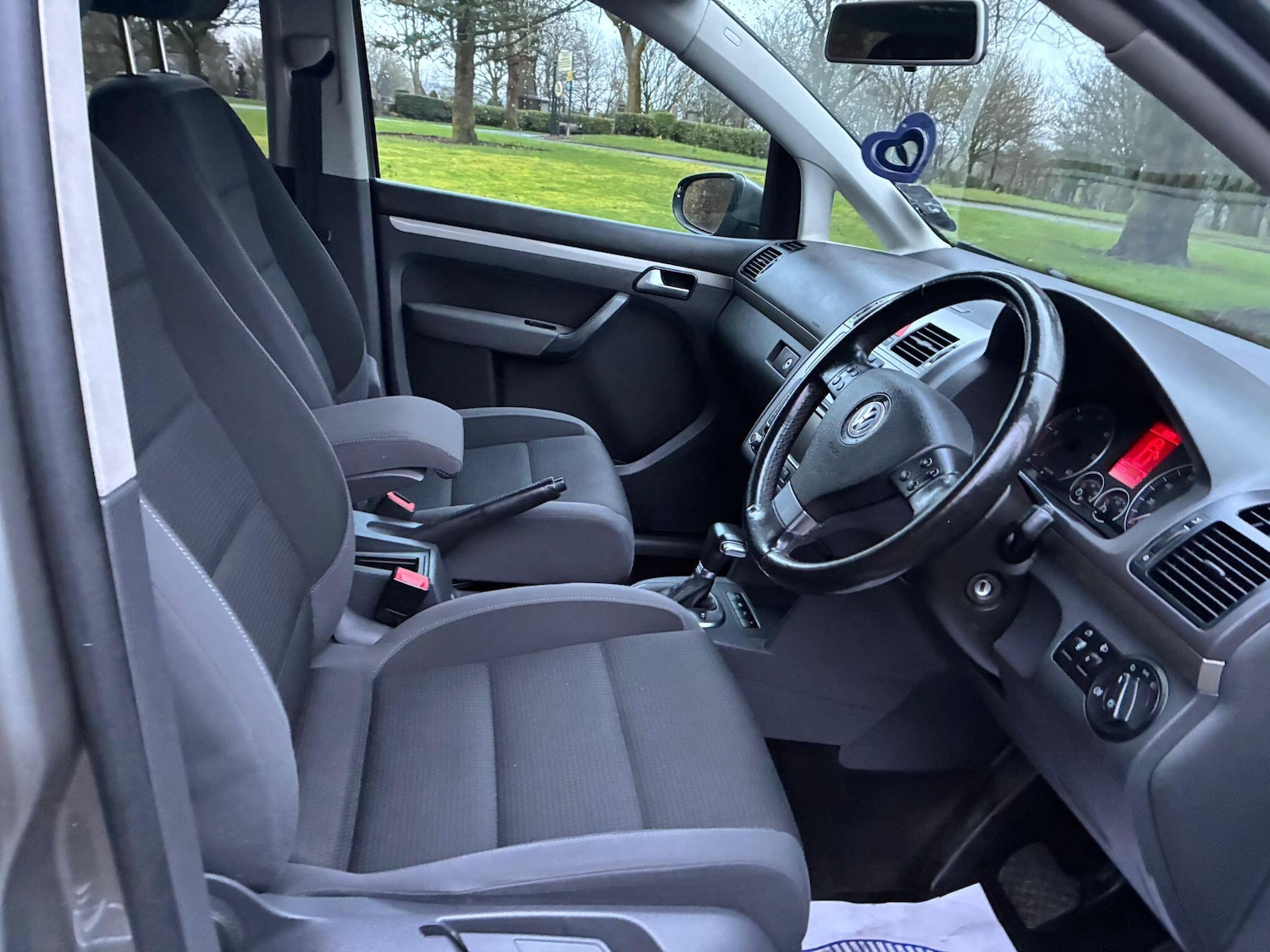 Used Volkswagen Touran for sale - 77625830: Photo 27