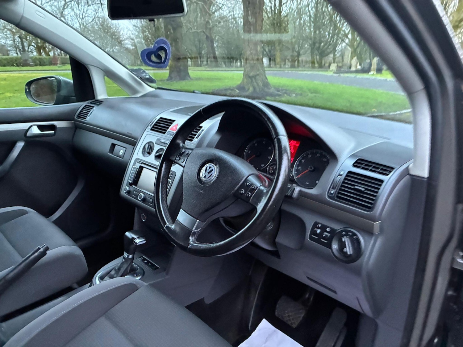 Used Volkswagen Touran for sale - 77625830: Photo 28