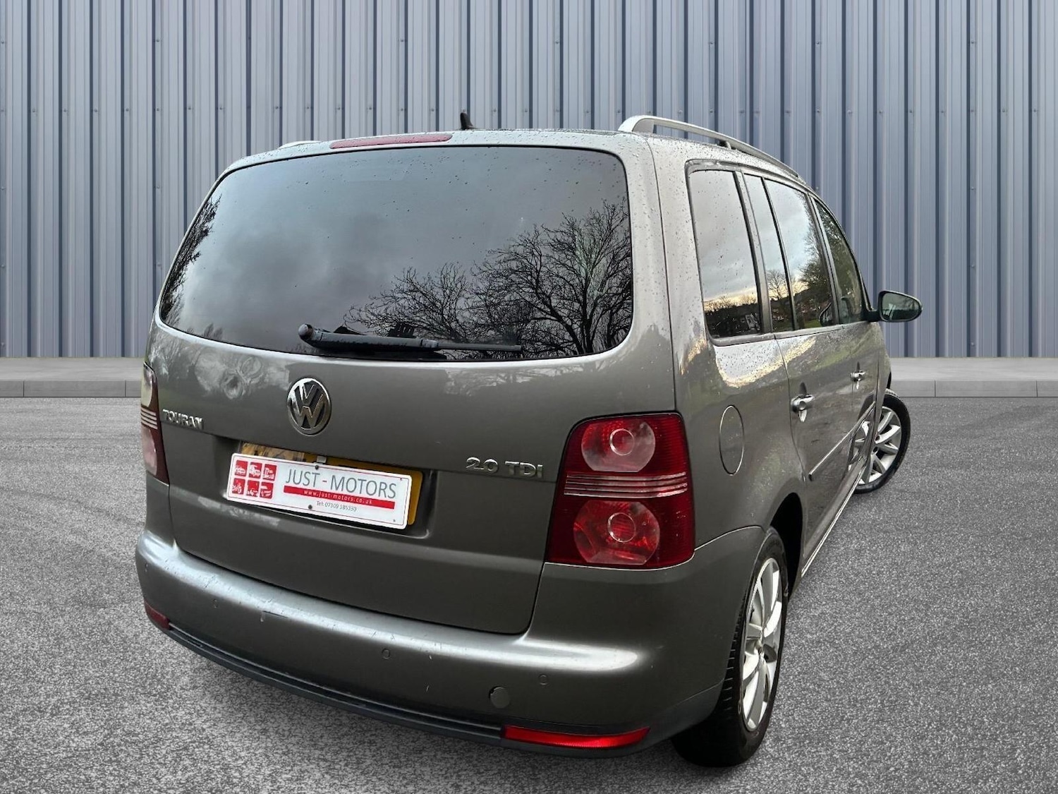 Used Volkswagen Touran for sale - 77625830: Photo 6