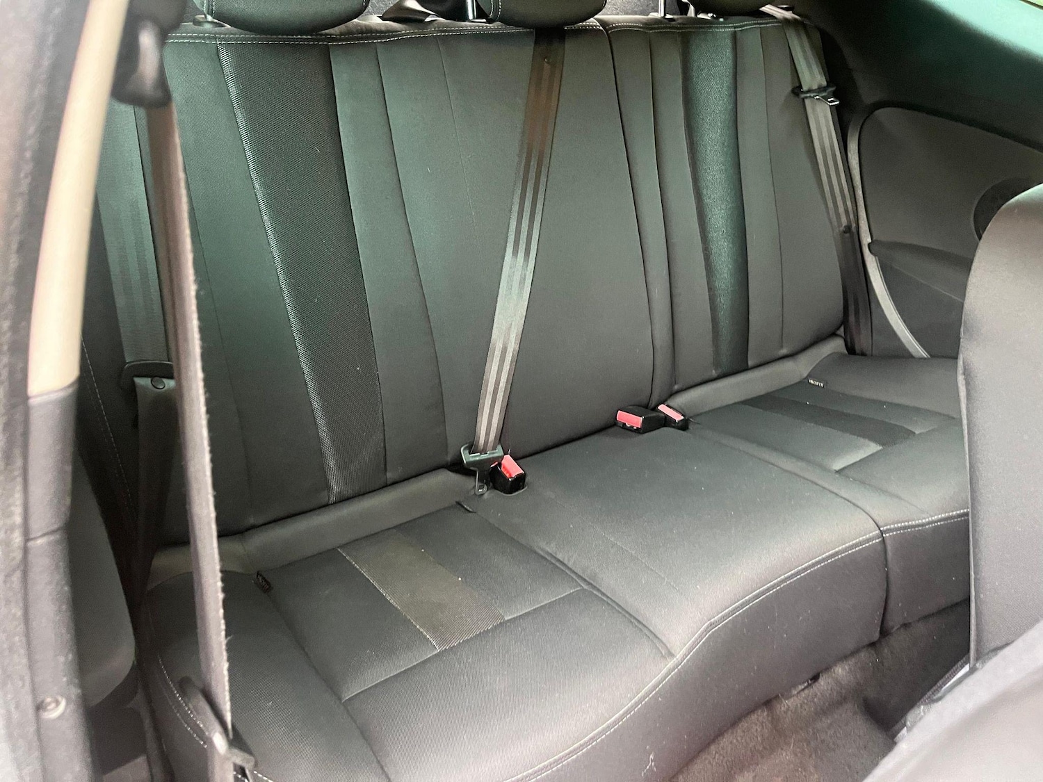 Used Renault Megane 2010 for sale - 76991092: Photo 16