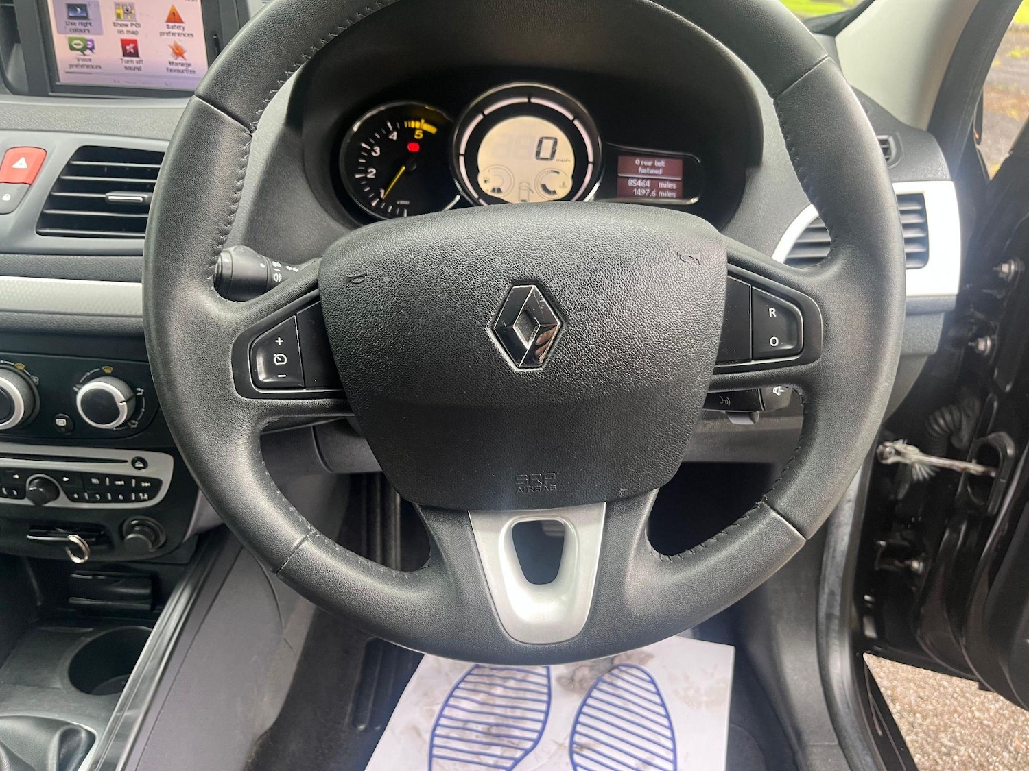 Used Renault Megane 2010 for sale - 76991092: Photo 23