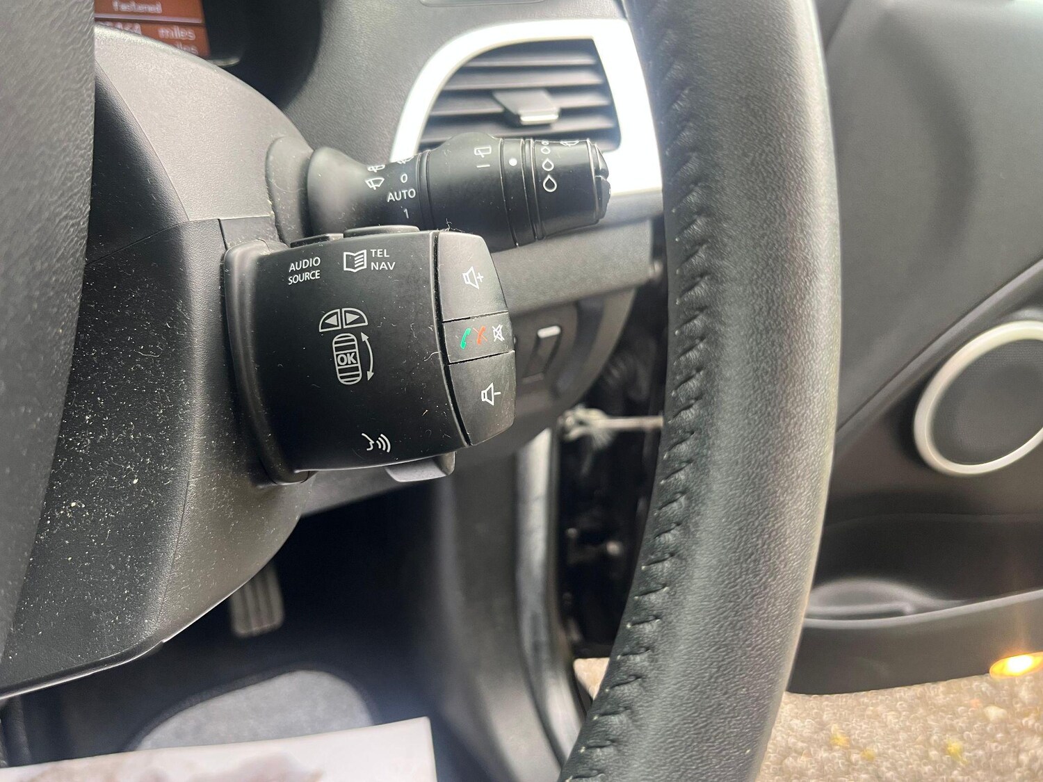 Used Renault Megane 2010 for sale - 76991092: Photo 27