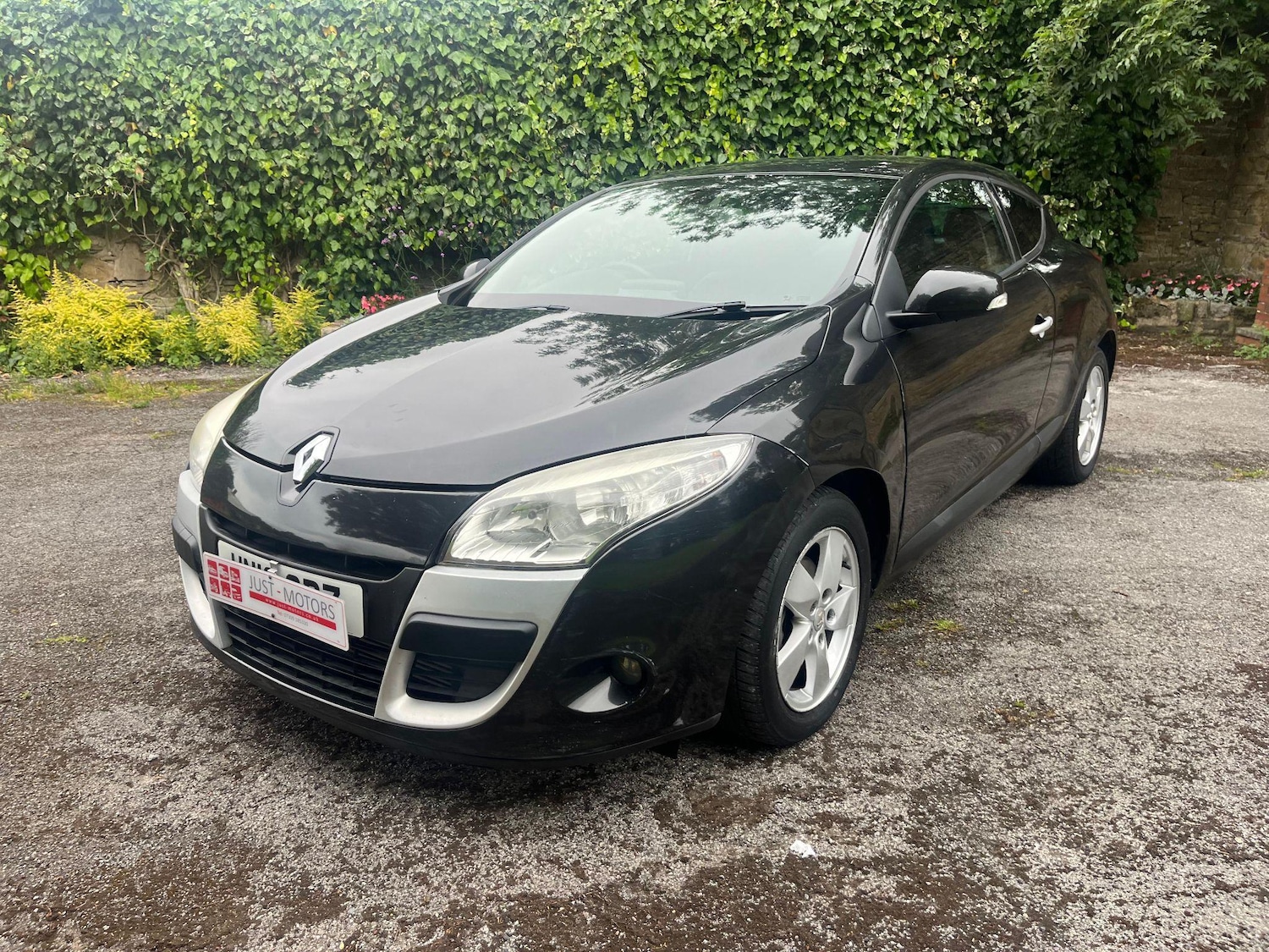 Used Renault Megane 2010 for sale - 76991092: Photo 46