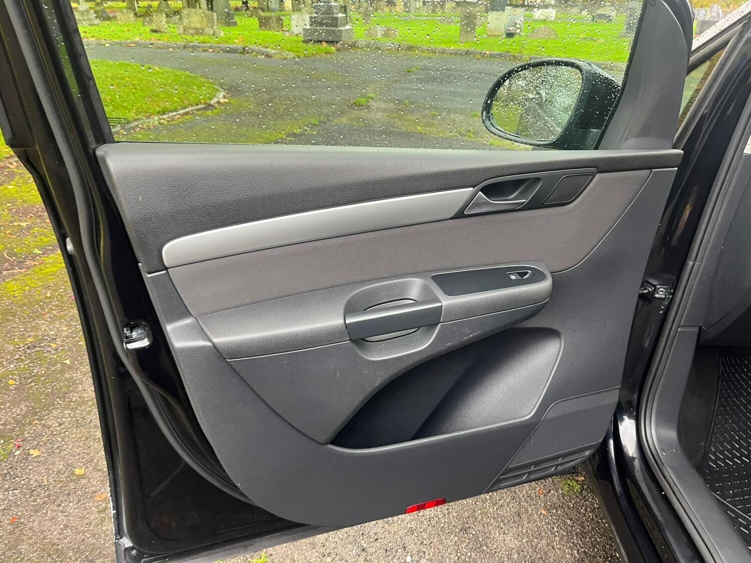 Used Volkswagen Sharan 2013 for sale - 76108992: Photo 11