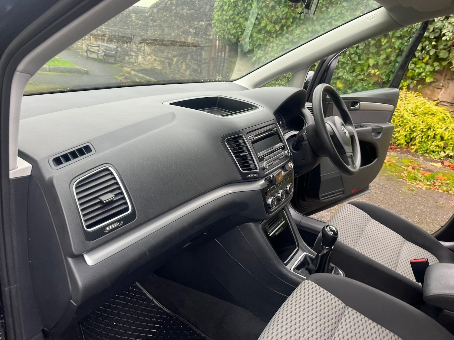 Used Volkswagen Sharan 2013 for sale - 76108992: Photo 12