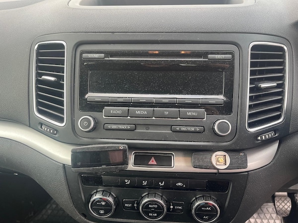 Used Volkswagen Sharan 2013 for sale - 76108992: Photo 12