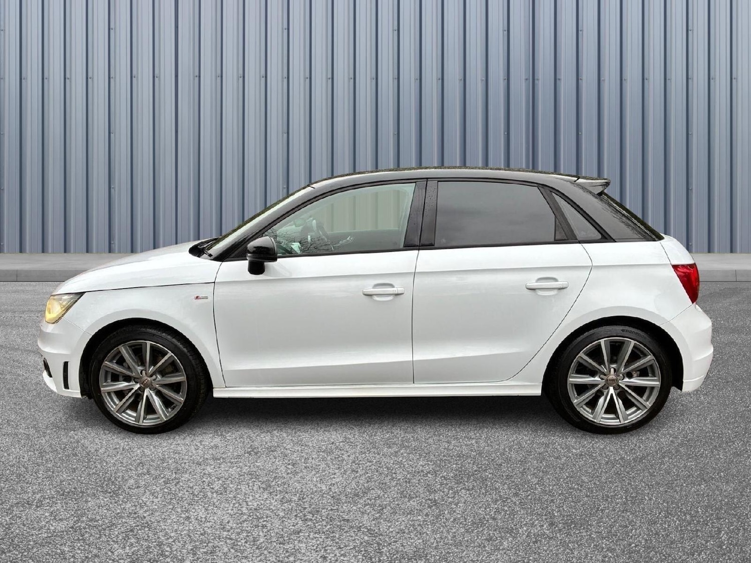 Used Audi A1 2014 for sale - 78205095: Photo 8