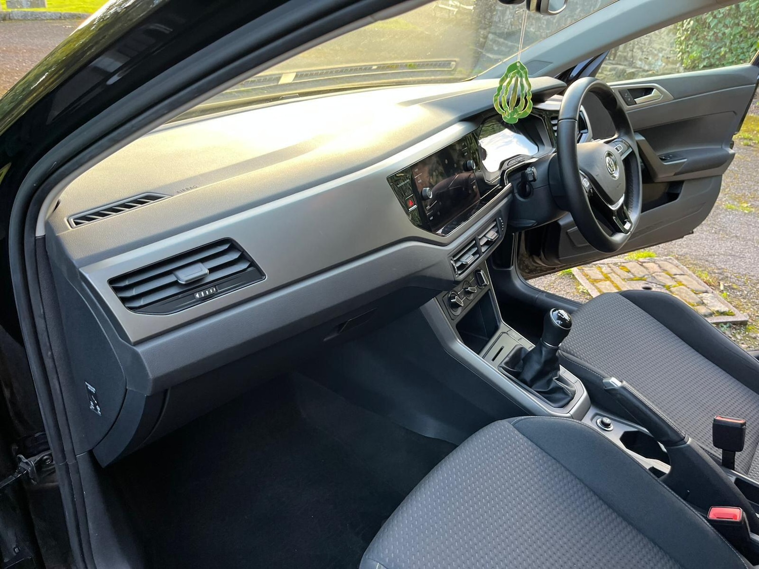 Used Volkswagen Polo 2018 for sale - 75928380: Photo 12