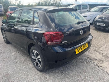 Used Volkswagen Polo 2018 for sale - 75928380: Photo
