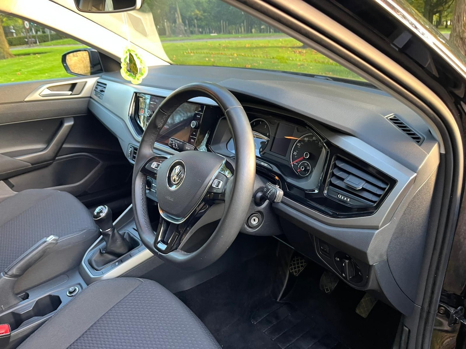 Used Volkswagen Polo 2018 for sale - 75928380: Photo 24