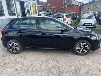 Used Volkswagen Polo 2018 for sale - 75928380: Photo