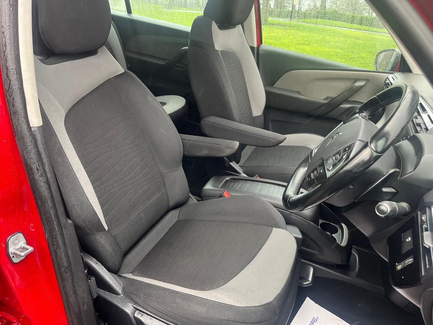 Used Citroen C4 Grand Picasso 2016 for sale - 77057350: Photo 29