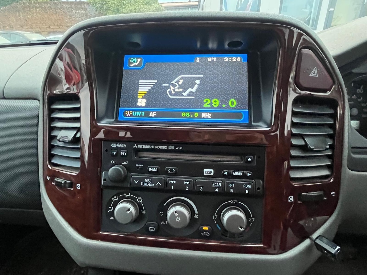 Used Mitsubishi Shogun 2006 for sale - 77081437: Photo 15