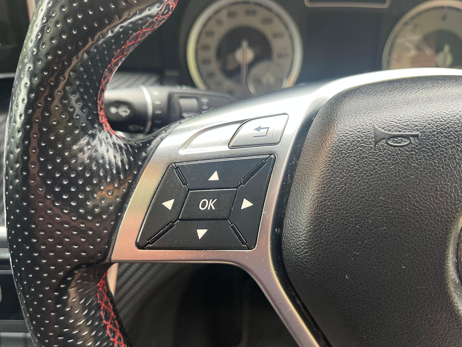 Used Mercedes-Benz A-Class 2014 for sale - 76094489: Photo 33