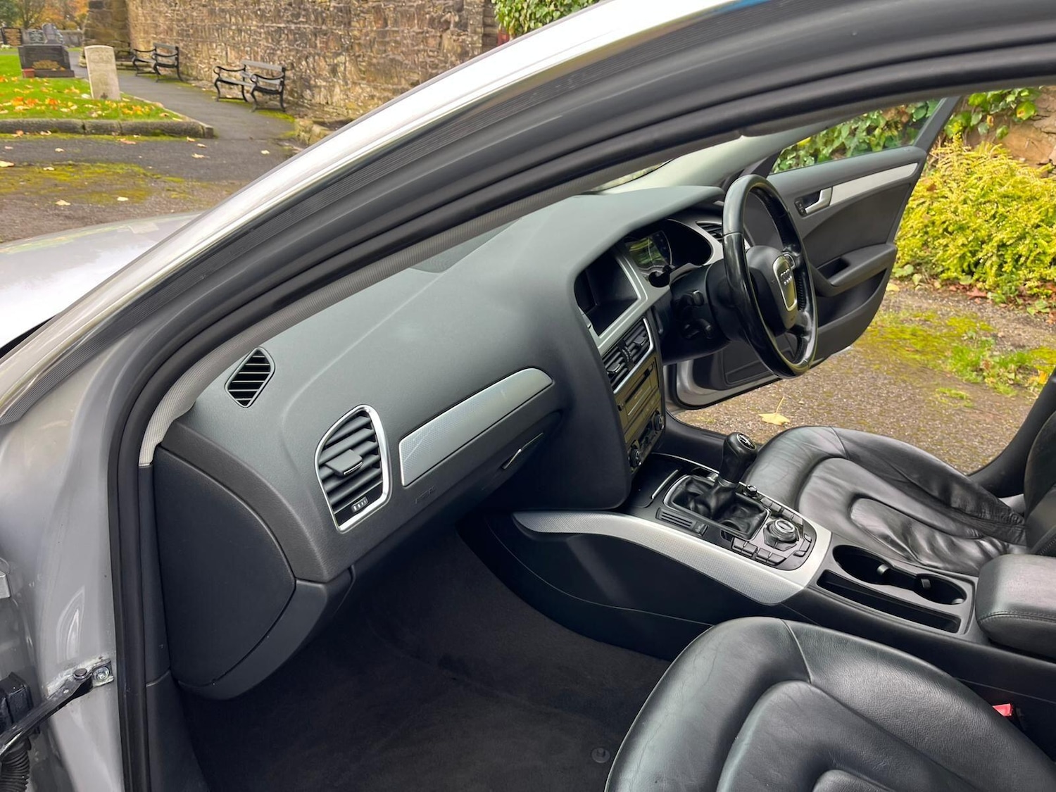 Used Audi A4 2011 for sale - 76432911: Photo 12