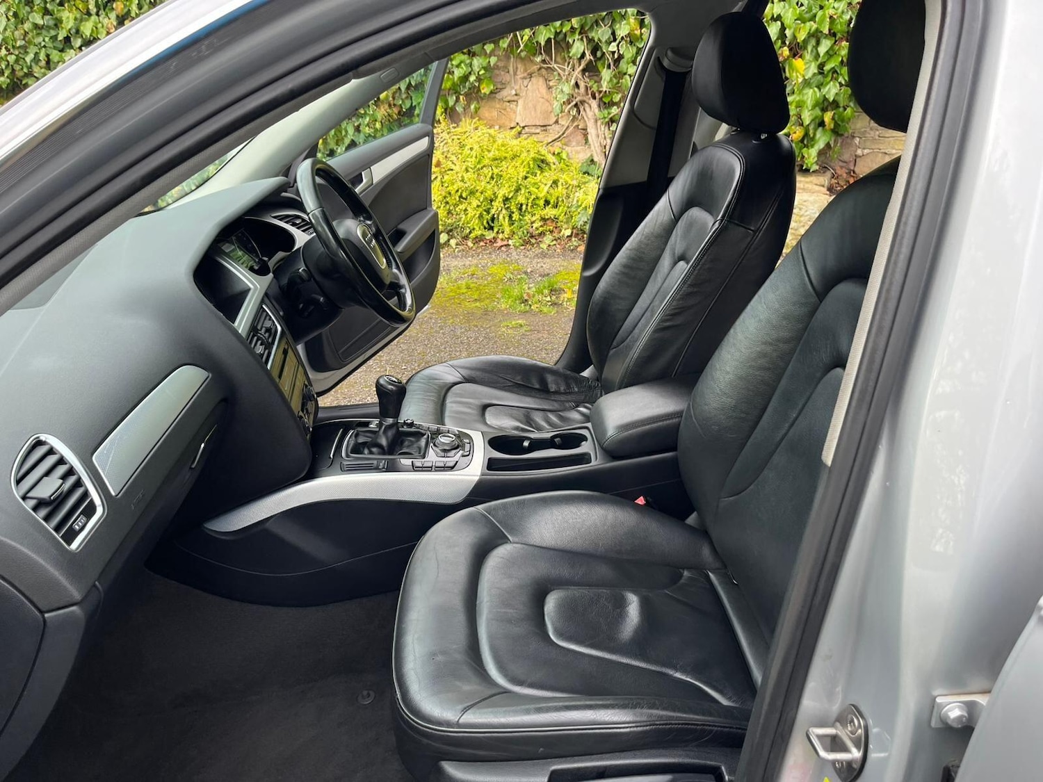 Used Audi A4 2011 for sale - 76432911: Photo 13