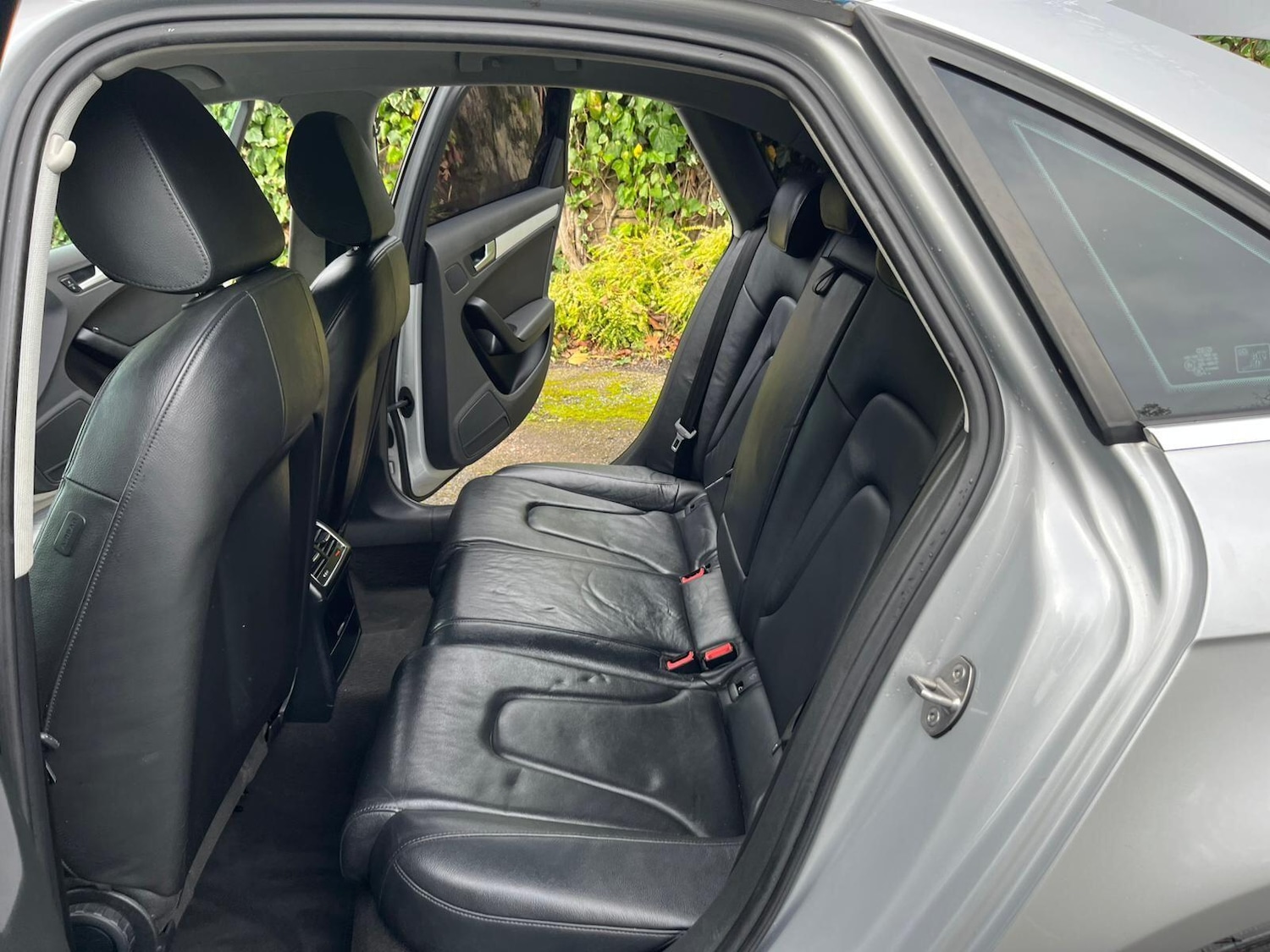 Used Audi A4 2011 for sale - 76432911: Photo 16