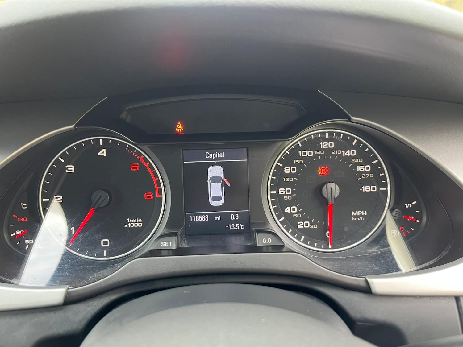 Used Audi A4 2011 for sale - 76432911: Photo 32