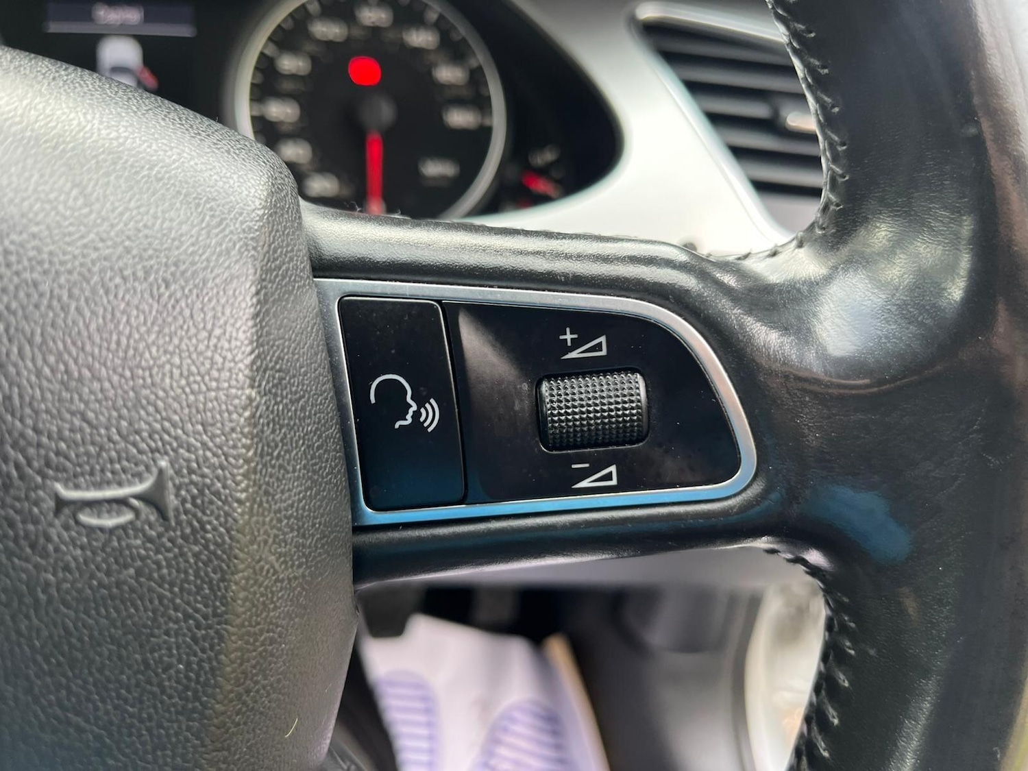 Used Audi A4 2011 for sale - 76432911: Photo 33