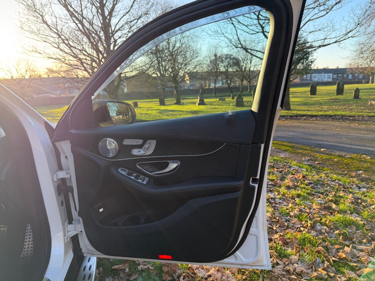 Used Mercedes-Benz GLC 2016 for sale - 77994368: Photo 31