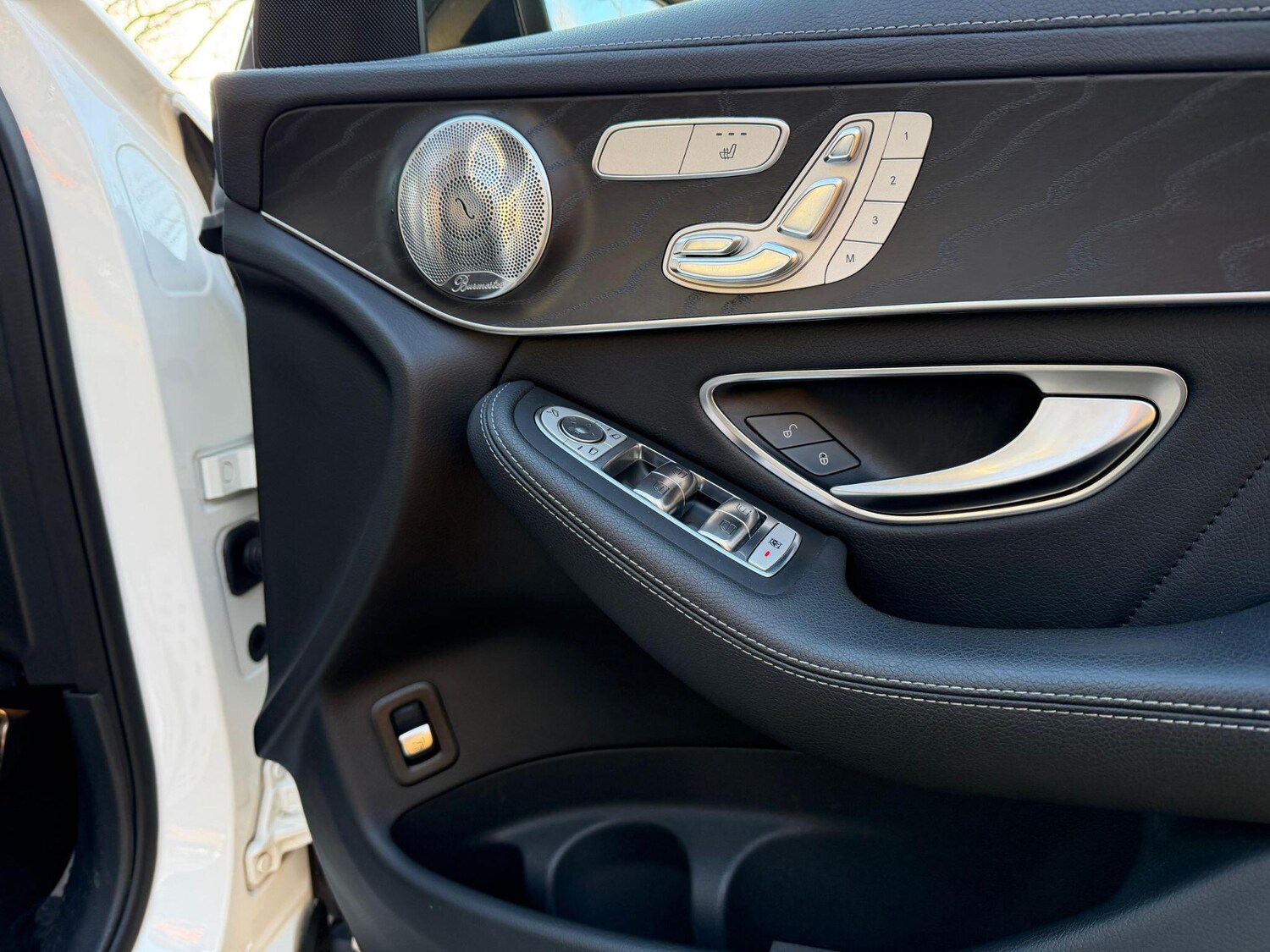 Used Mercedes-Benz GLC 2016 for sale - 77994368: Photo 32