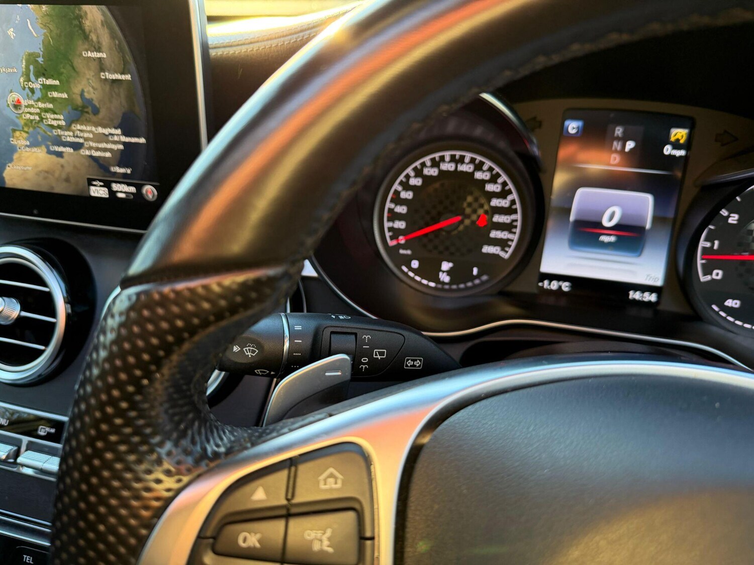 Used Mercedes-Benz GLC 2016 for sale - 77994368: Photo 36