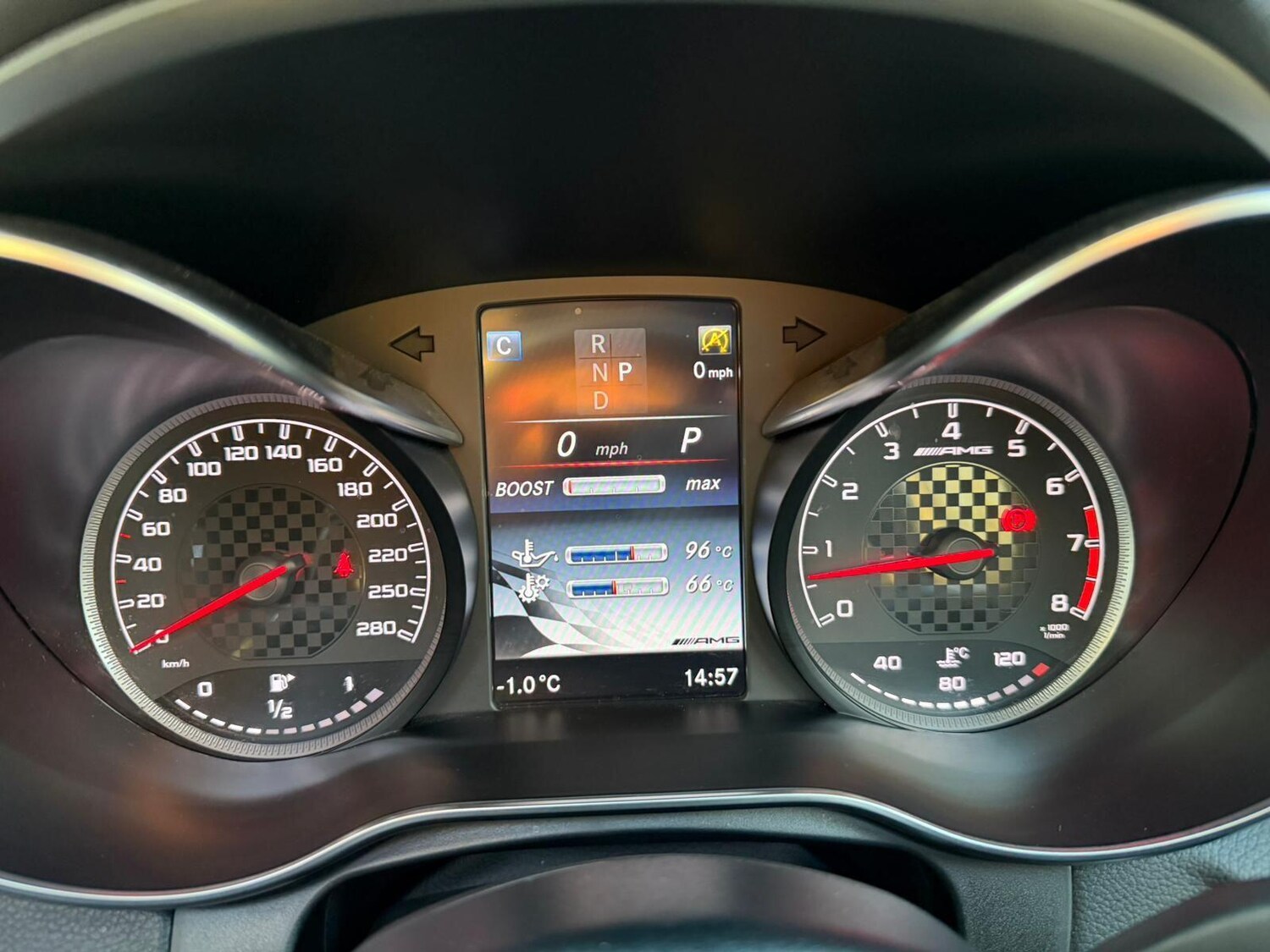 Used Mercedes-Benz GLC 2016 for sale - 77994368: Photo 41