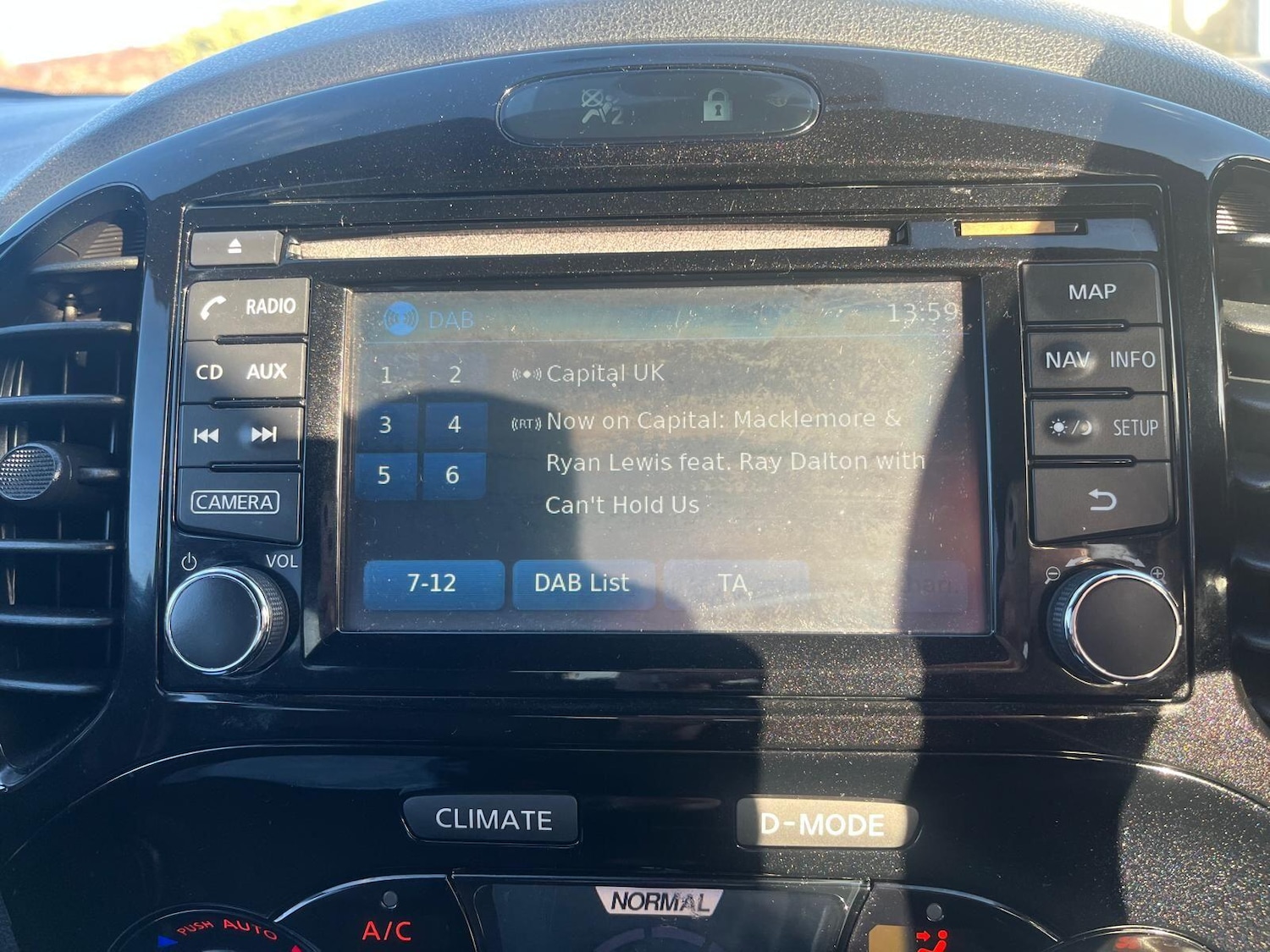 Used Nissan Juke 2018 for sale - 77229801: Photo 15