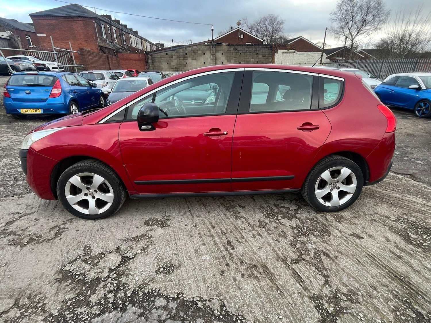 Used Peugeot 3008 2011 for sale - 77709836: Photo 6
