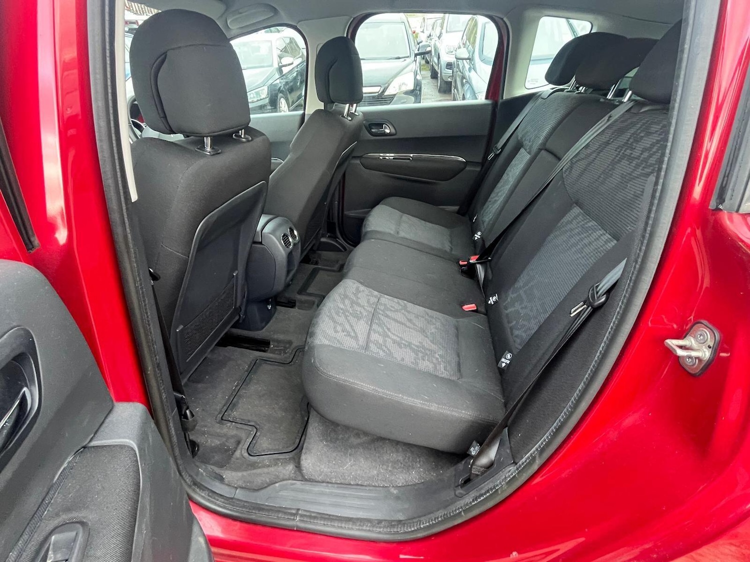 Used Peugeot 3008 2011 for sale - 77709836: Photo 8