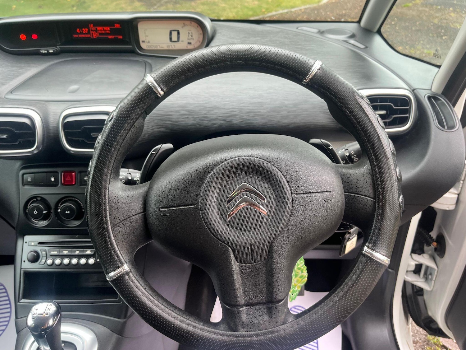 Vehicle 27