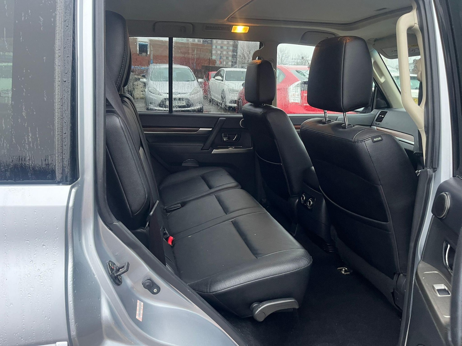 Used Mitsubishi Shogun 2013 for sale - 77191289: Photo 12