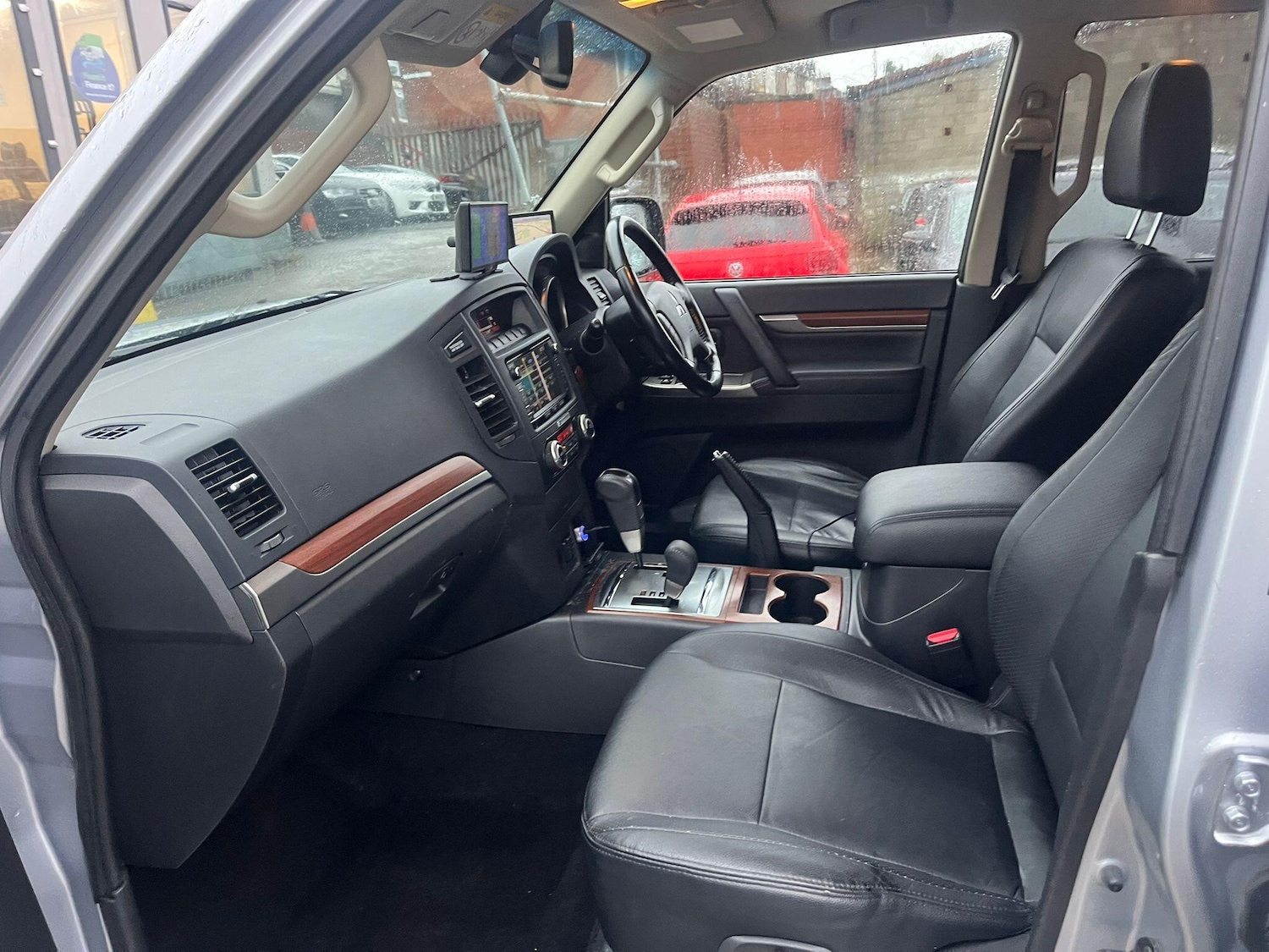 Used Mitsubishi Shogun 2013 for sale - 77191289: Photo 9