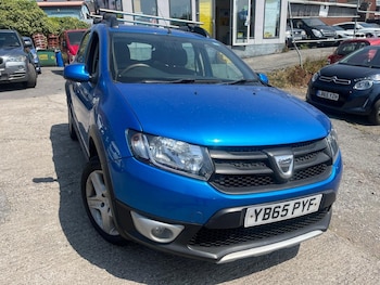 Used Dacia Sandero Stepway 2015 for sale - 79247913: Photo