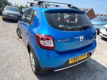 Used Dacia Sandero Stepway 2015 for sale - 79247913: Photo