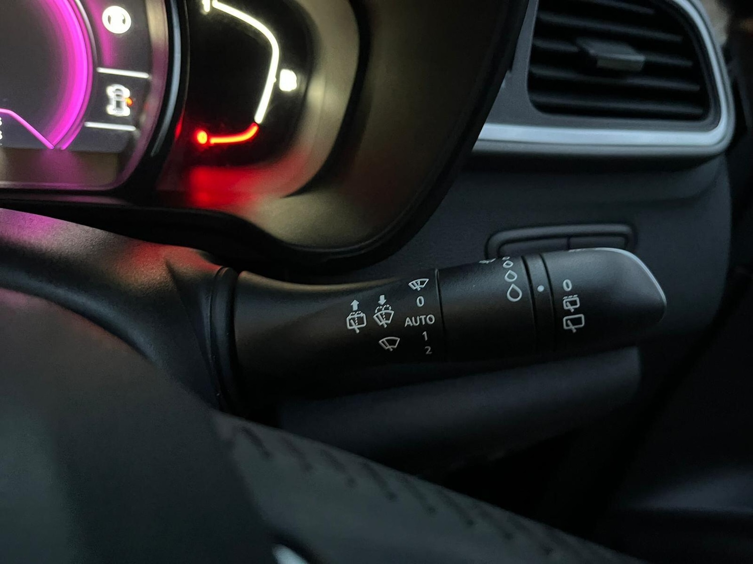 Used Renault Kadjar 2015 for sale - 76990894: Photo 33