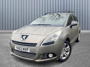 Used Peugeot 5008 2013 for sale - 78934261: Photo