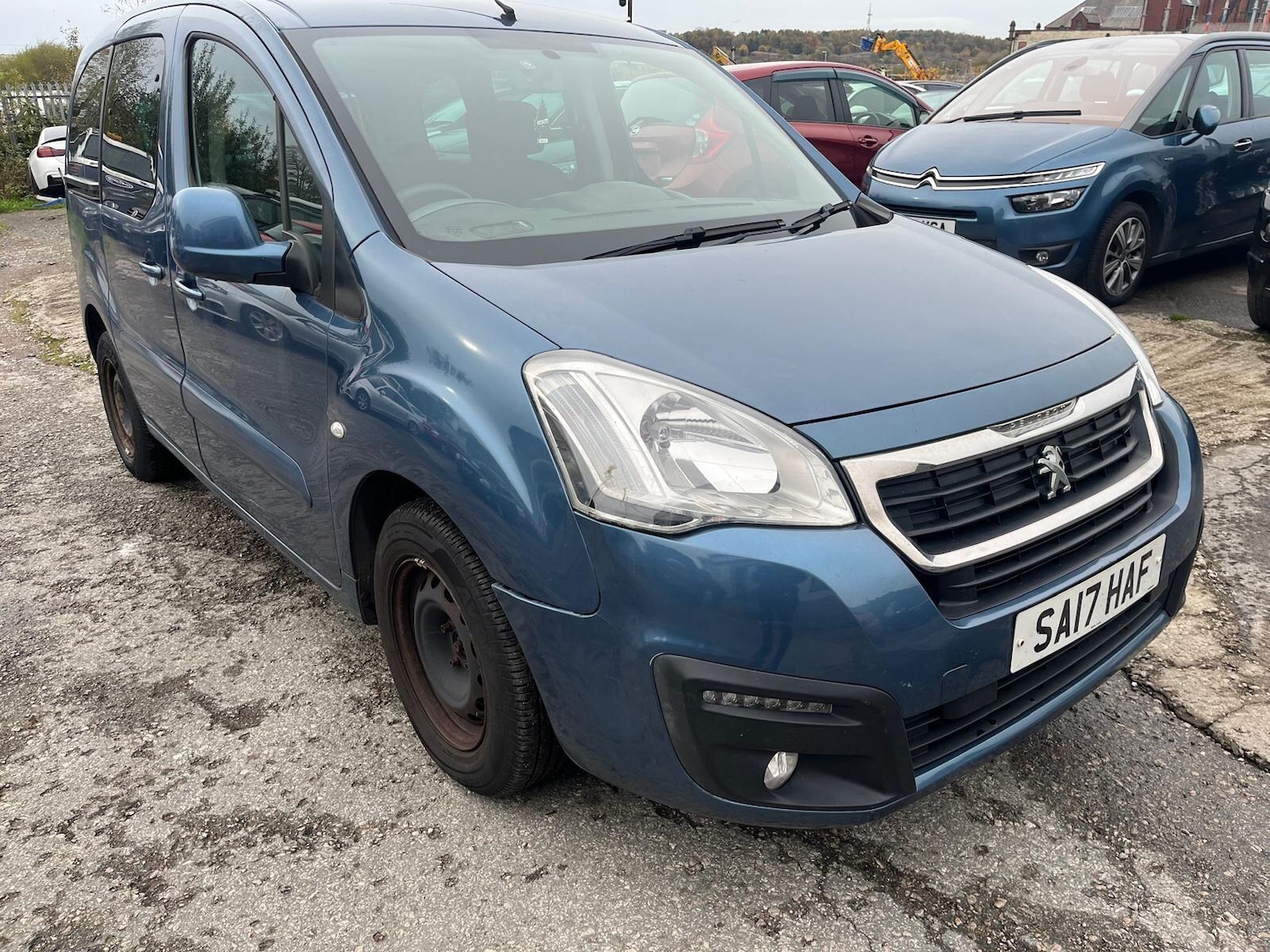 Used Peugeot Partner Tepee 2017 for sale - 76522053: Photo 1