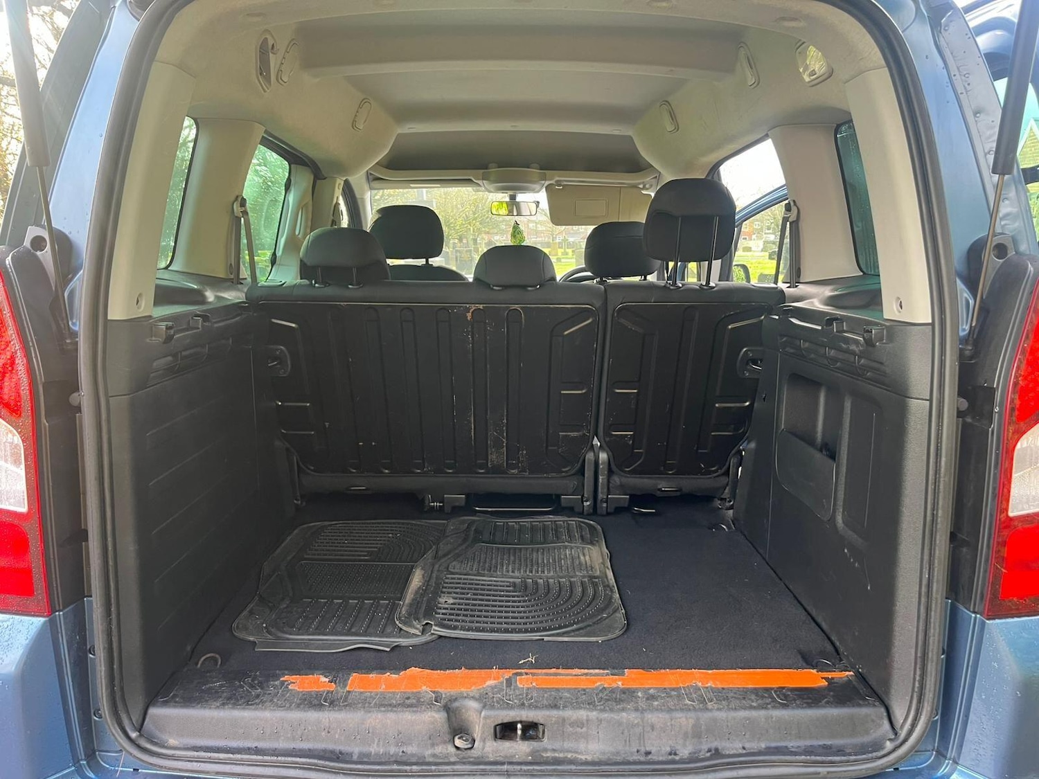 Used Peugeot Partner Tepee 2017 for sale - 76522053: Photo 16