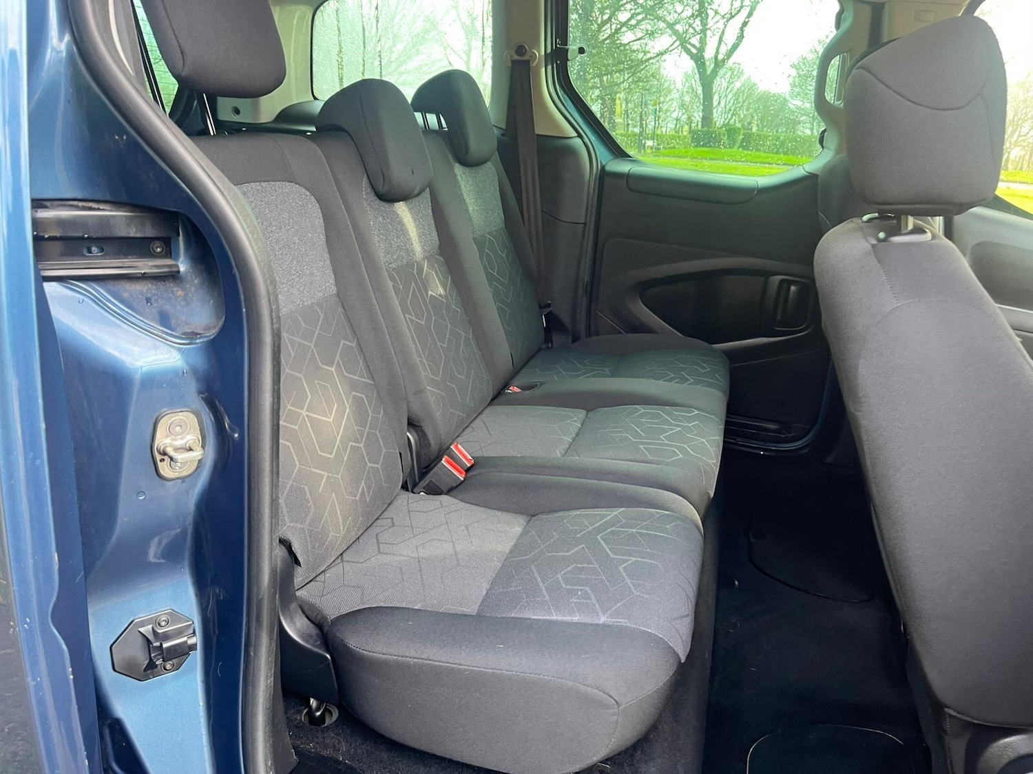 Used Peugeot Partner Tepee 2017 for sale - 76522053: Photo 17