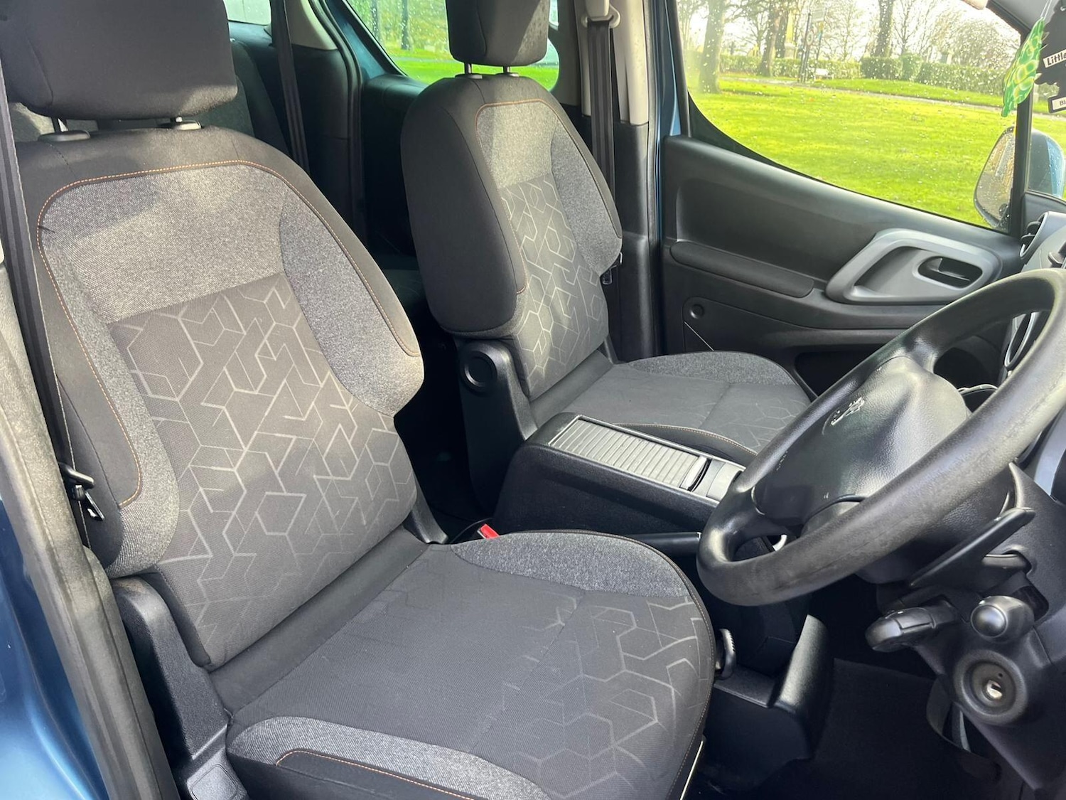 Used Peugeot Partner Tepee 2017 for sale - 76522053: Photo 18