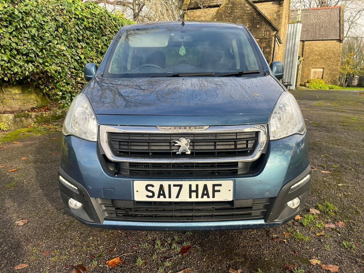 Used Peugeot Partner Tepee 2017 for sale - 76522053: Photo 39