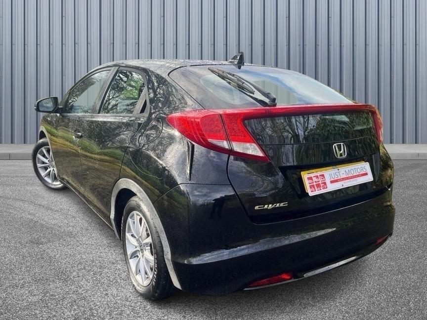 Used Honda Civic 2013 for sale - 77101843: Photo 4