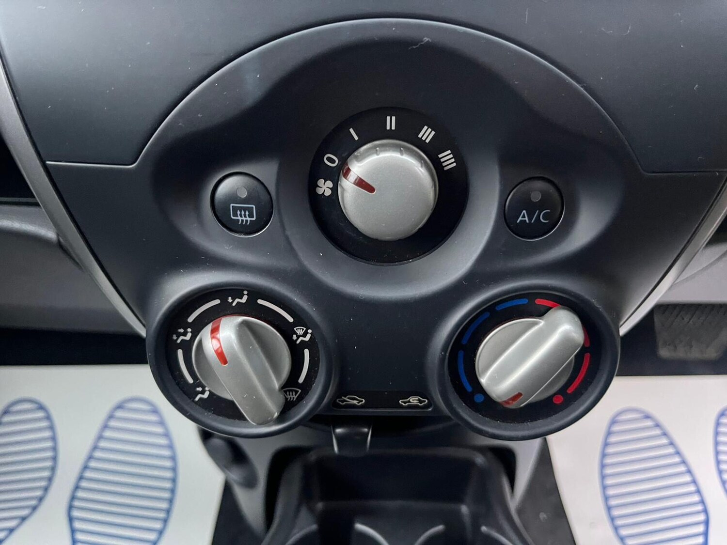 Used Nissan Micra 2013 for sale - 76315094: Photo 35