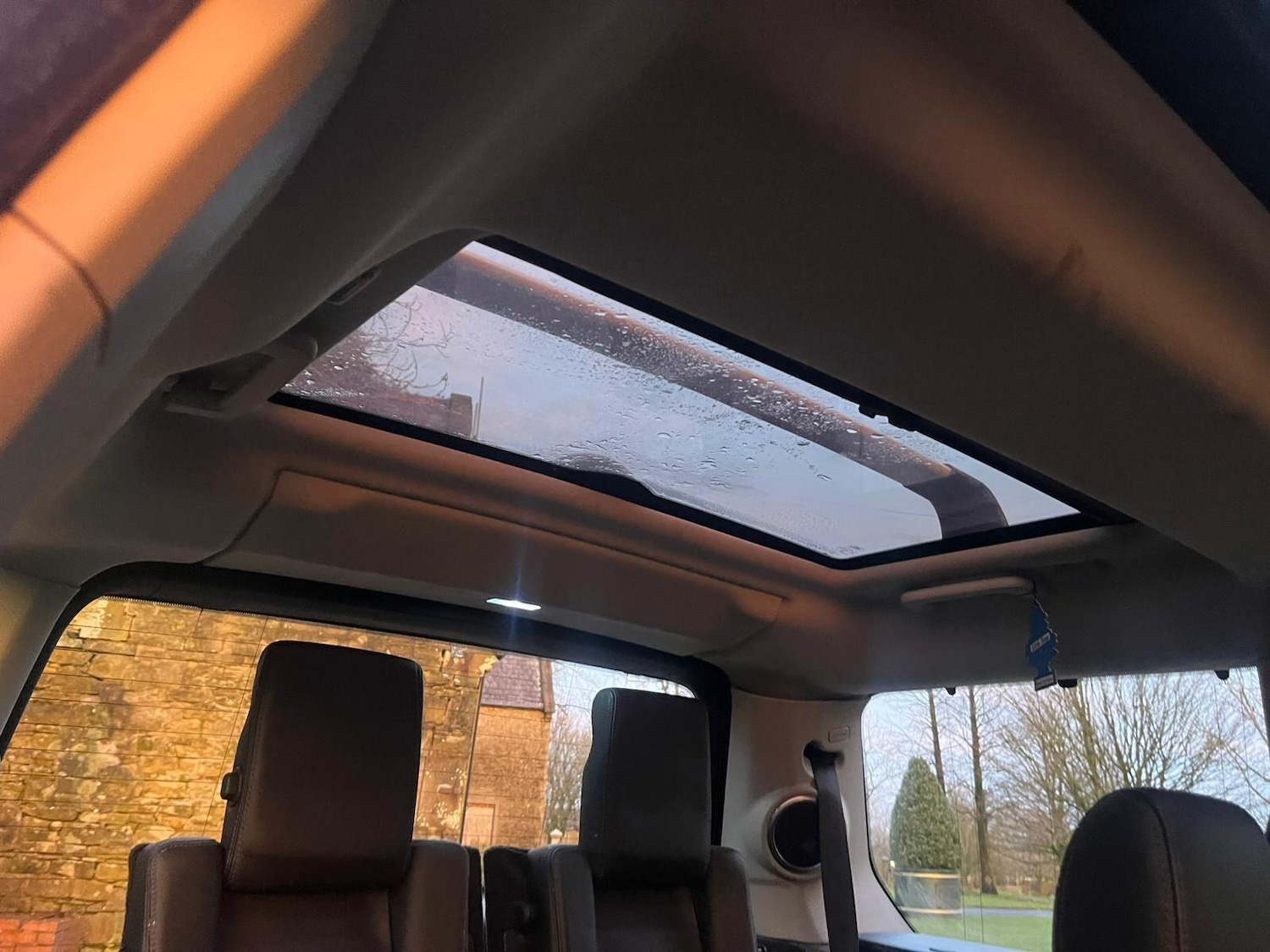 Used Land Rover Discovery 2010 for sale - 77737940: Photo 25