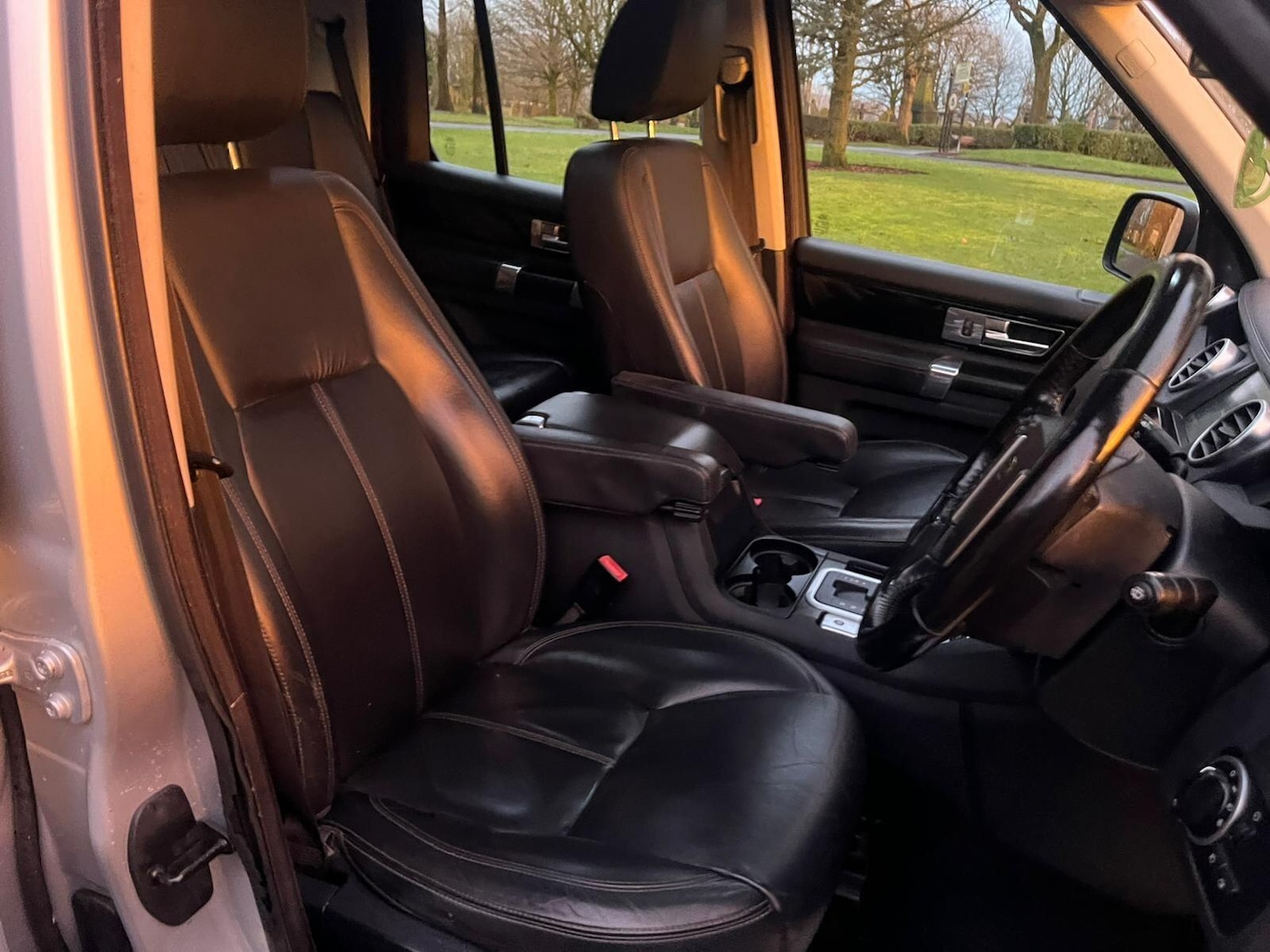 Used Land Rover Discovery 2010 for sale - 77737940: Photo 31