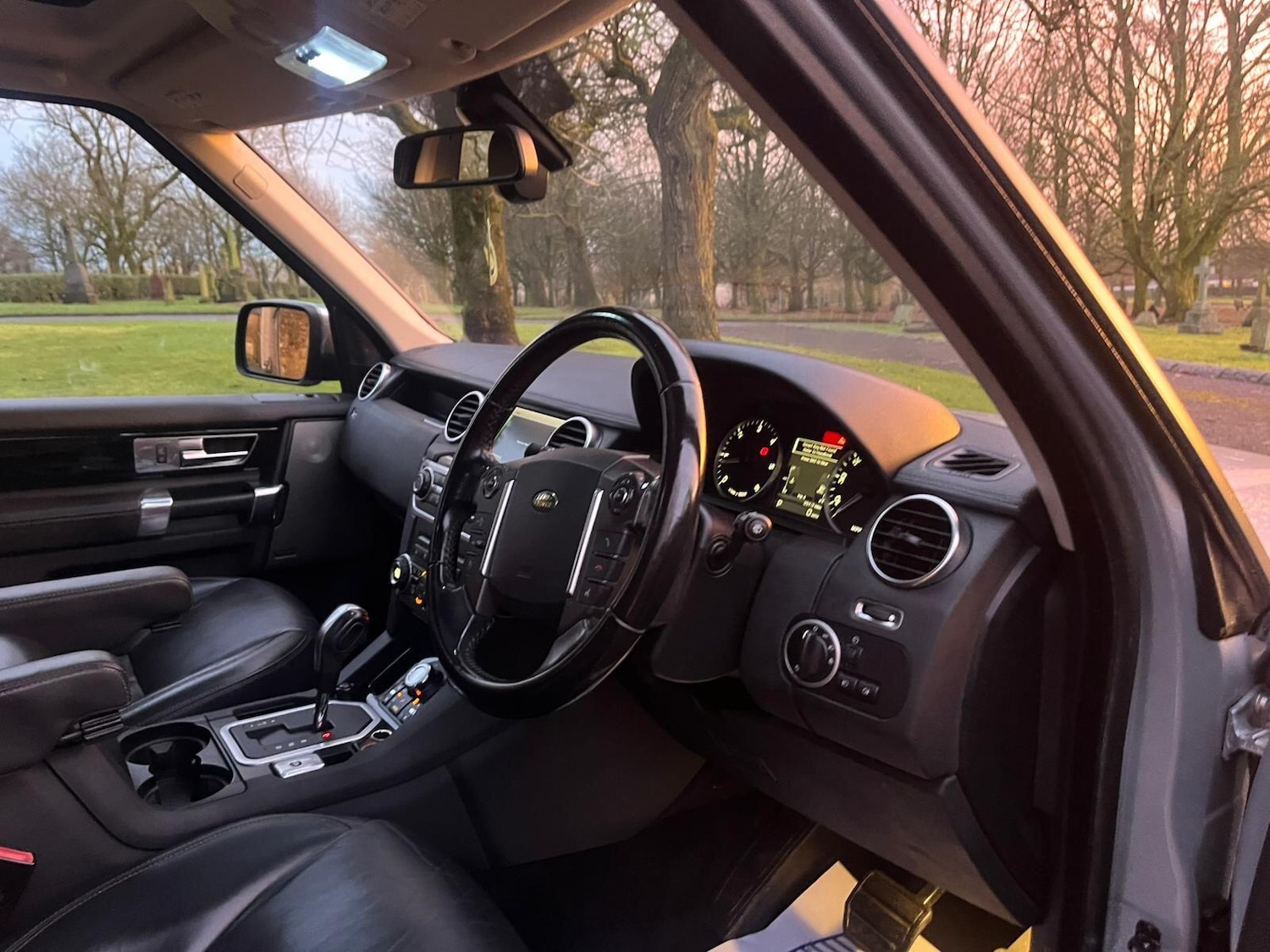 Used Land Rover Discovery 2010 for sale - 77737940: Photo 34