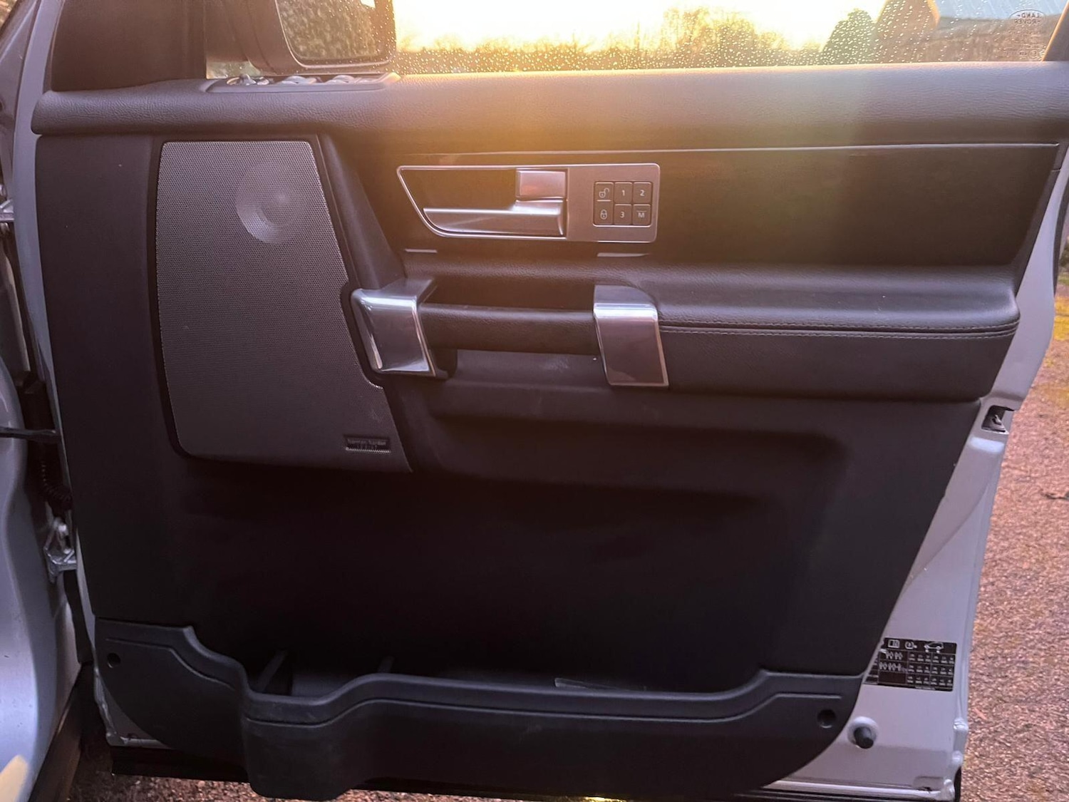 Used Land Rover Discovery 2010 for sale - 77737940: Photo 35